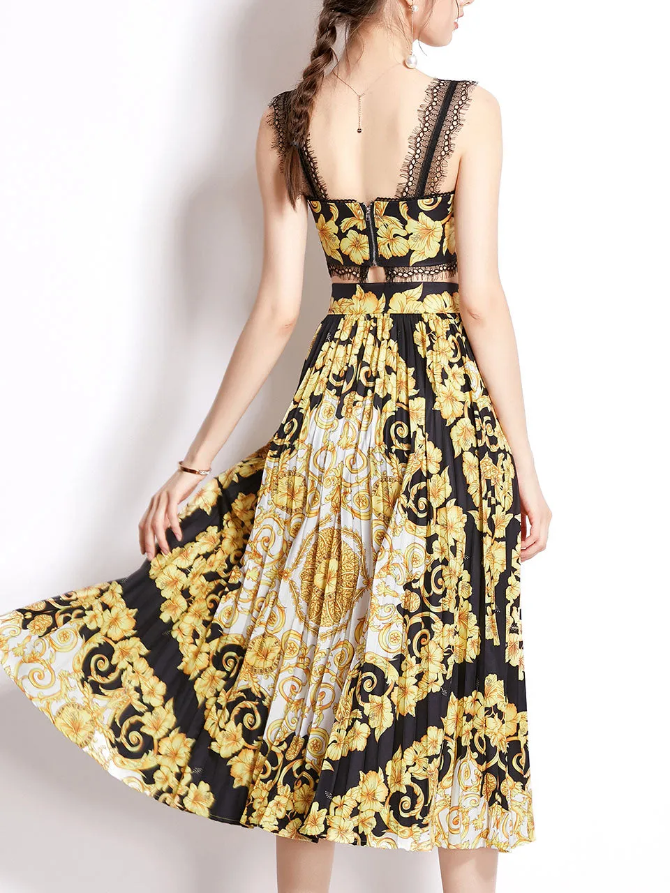 2PS Gold Lace Strap Floral Print Sleeveless Top And Pleated Skirt Set