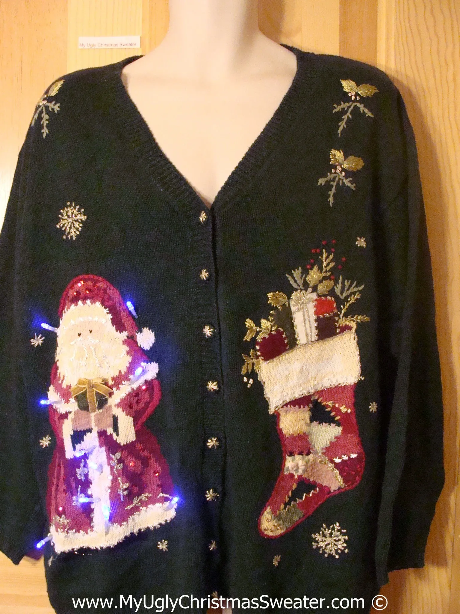 80s Retro Tacky Xmas Sweater with Lights Santa and Stocking (g199)